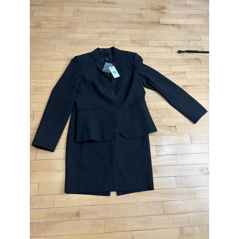 The Limited Perfect Travel Suit Skirt Blazer Black 10 Professional Office Chic